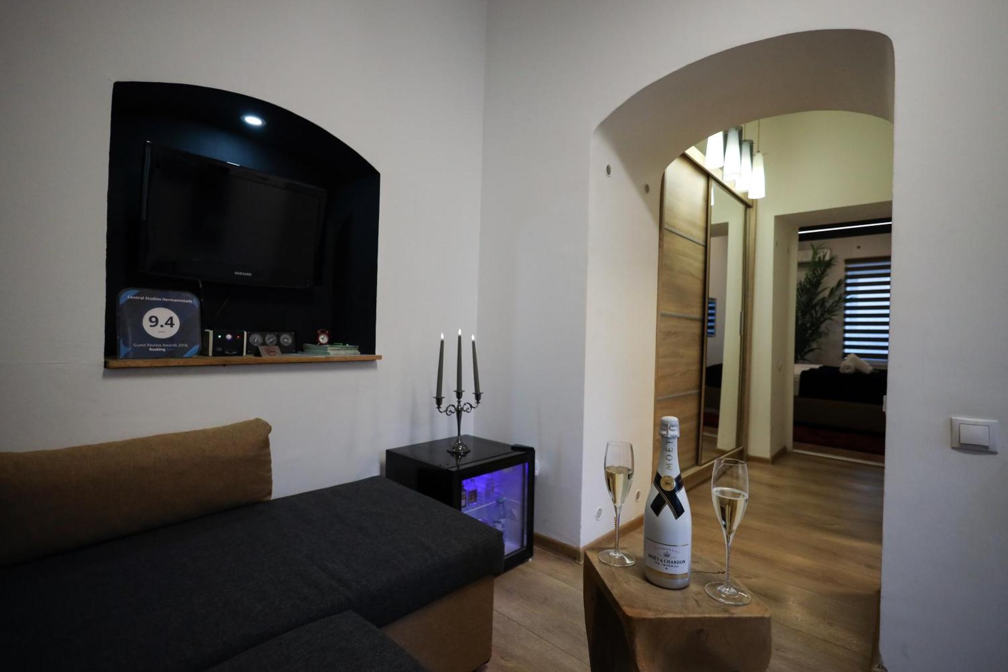Demiani House Apartment Sibiu Ngoại thất bức ảnh